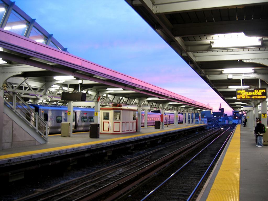 Howard Johnson By Wyndham Jamaica Ny Near Airtrain Jfk Νέα Υόρκη Εξωτερικό φωτογραφία